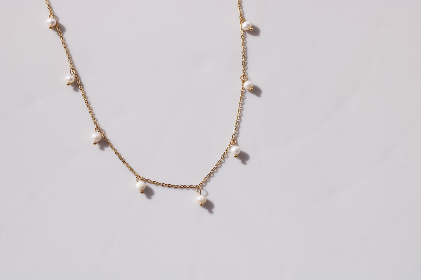 Dangling Pearls Necklace