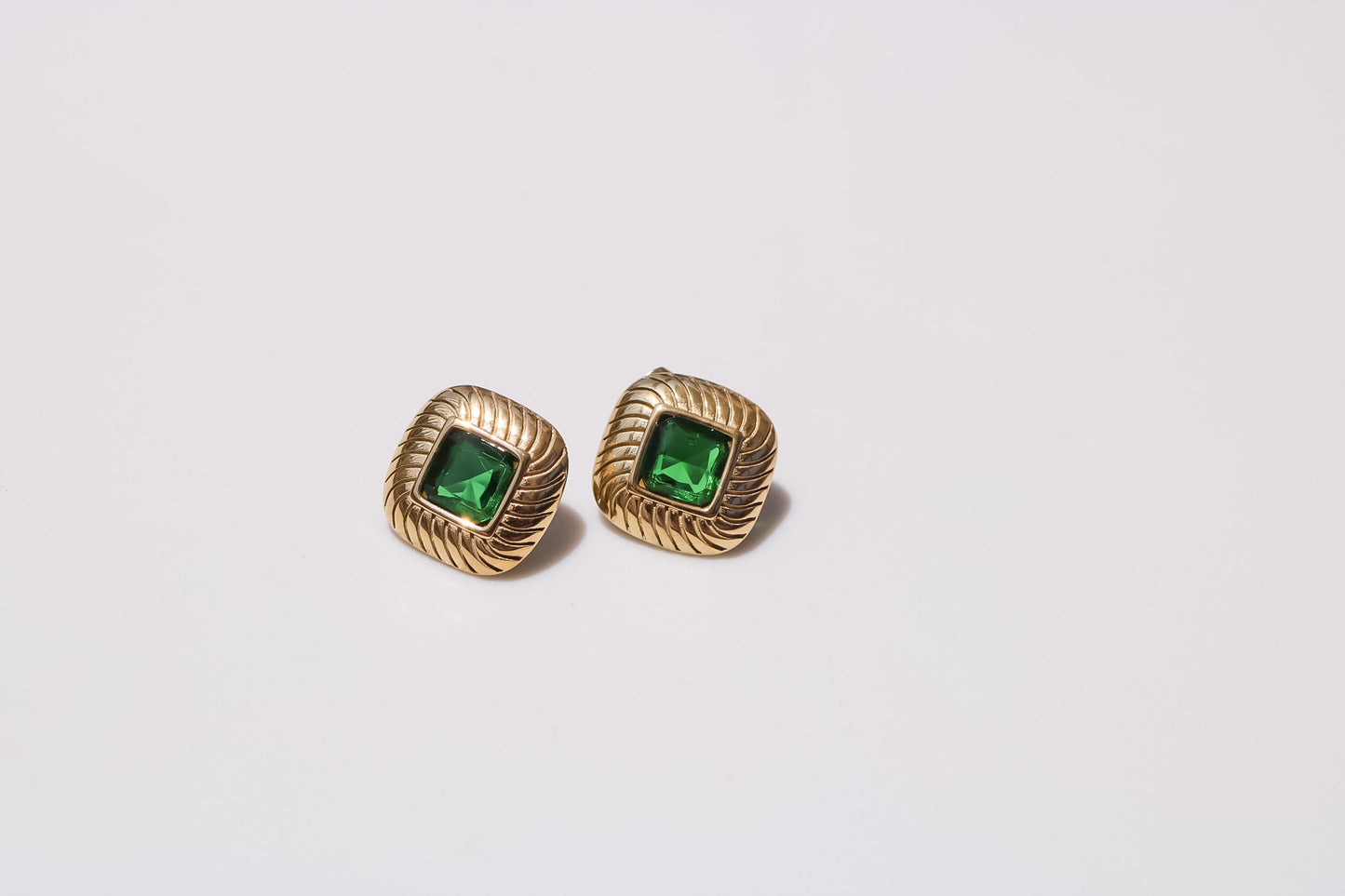 Elegant Earrings Green