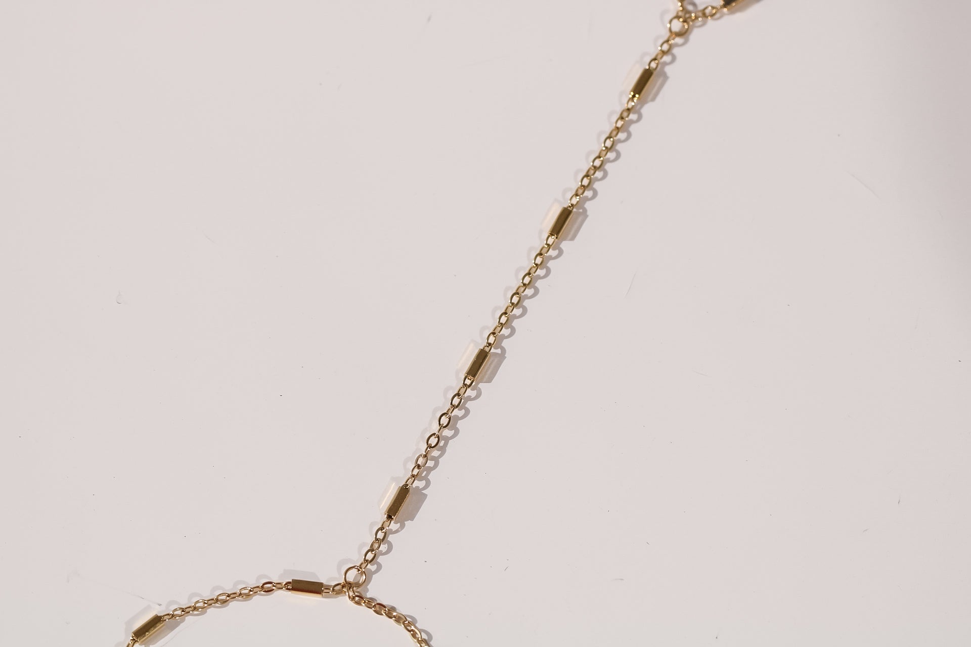 Tube Bar Hand Chain