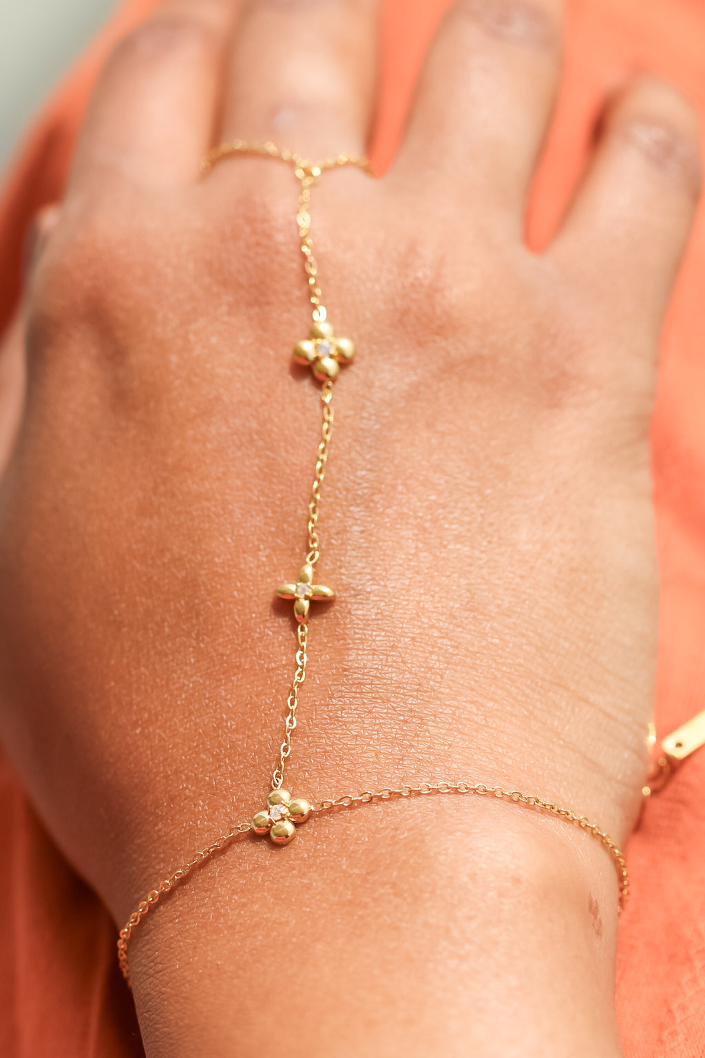 Triple Flower Hand Chain