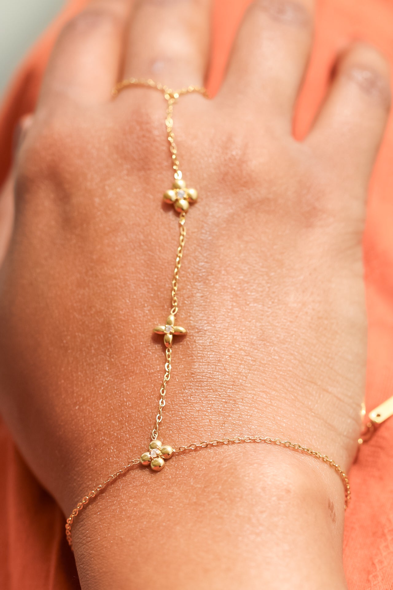 Triple Flower Hand Chain