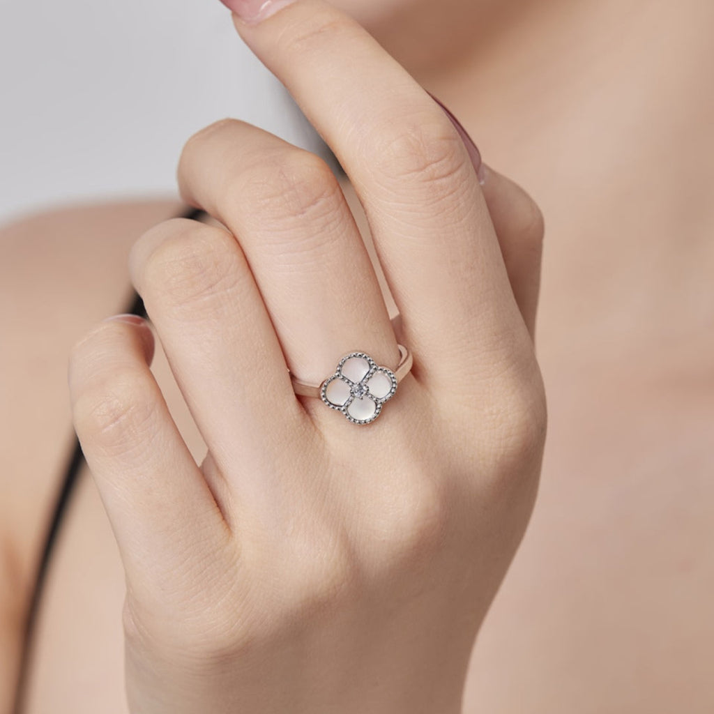 Mother of Pearl Clover Ring